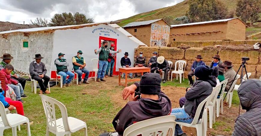 Pequeños agricultores de Huánuco recibieron 100 fitotoldos