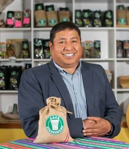 emprendedor visionario Ing. Henry Ayala Hinostroza. Miski Chips papas nativas