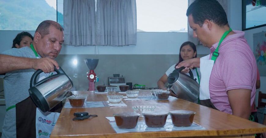 ITP catación café productores de Tingo María