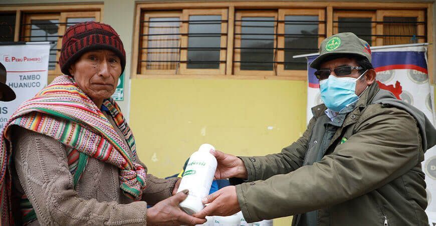 entrega de abono foliar Junín