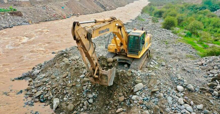 Se tiene previsto retirar 15,000 metros cúbicos de material, como piedras y lodo