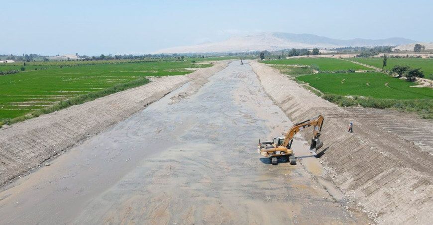 Finaliza la limpieza y descolmatación en 3 puntos críticos del río Lacramarca en Chimbote