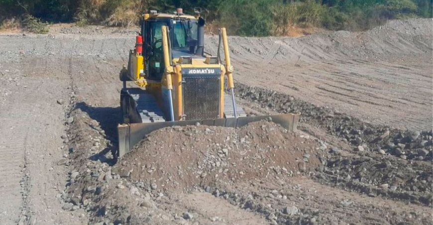 culminan limpieza y descolmatación de un nuevo tramo del río Las Trancas