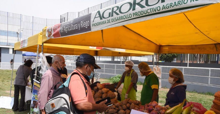 mercados “De la Chacra a la Olla”