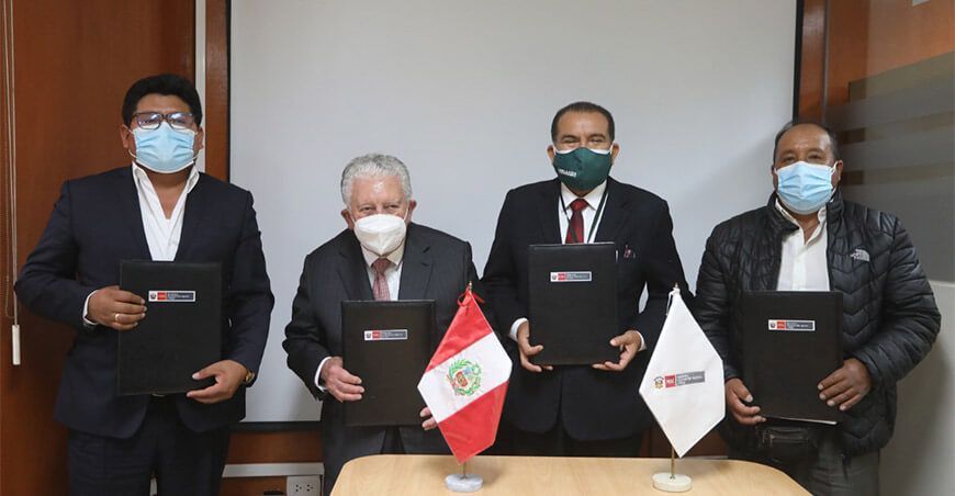Midagri suscribe convenio con Southern Perú para la rehabilitación de andenes