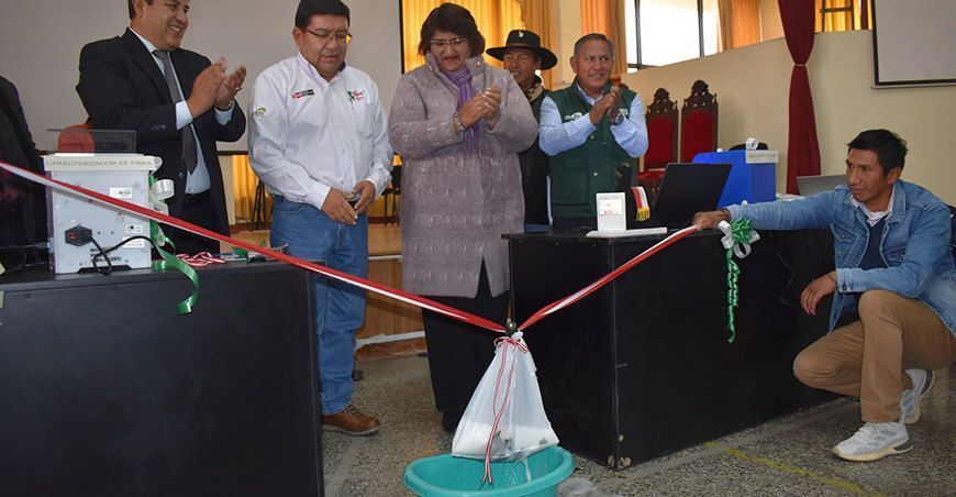 Productores cuentan con modulador de fibra y software para llamas y alpacas en Puno