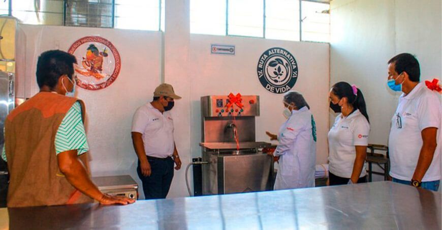 productores recibieron módulos de procesamiento de cacao