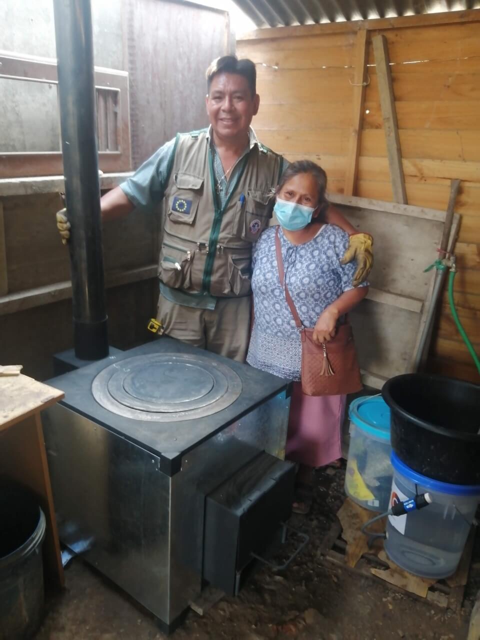 Cocina mejorada para las ollas comunales