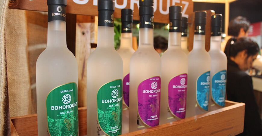 Pisco Perú bebida bandera peruana