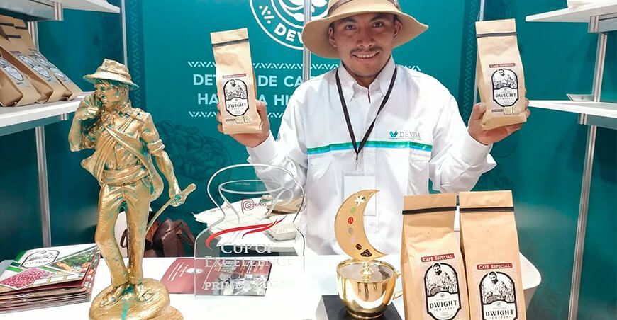 El productor Dwight Aguilar se consolidó como el ganador de la V competencia Taza de Excelencia Perú 2021