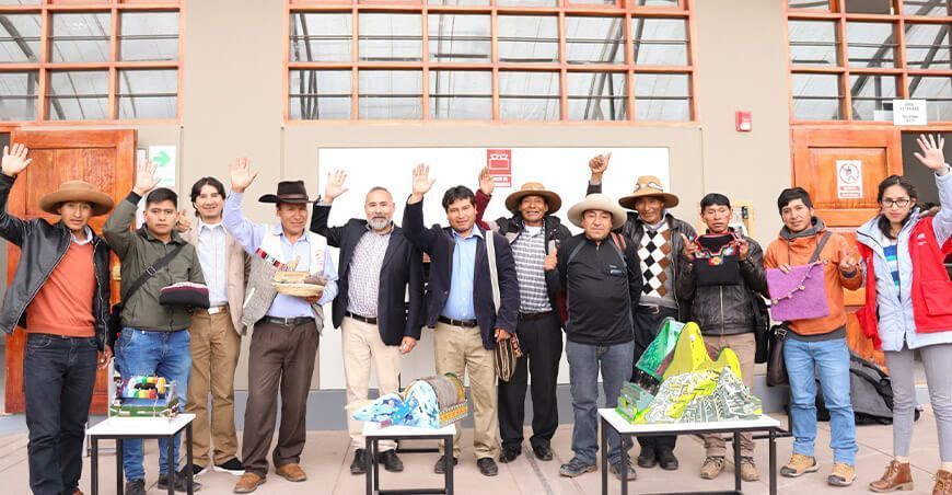 Impulsan proyectos tecnológicos en beneficio de comunidades alpaqueras Cusco Perú