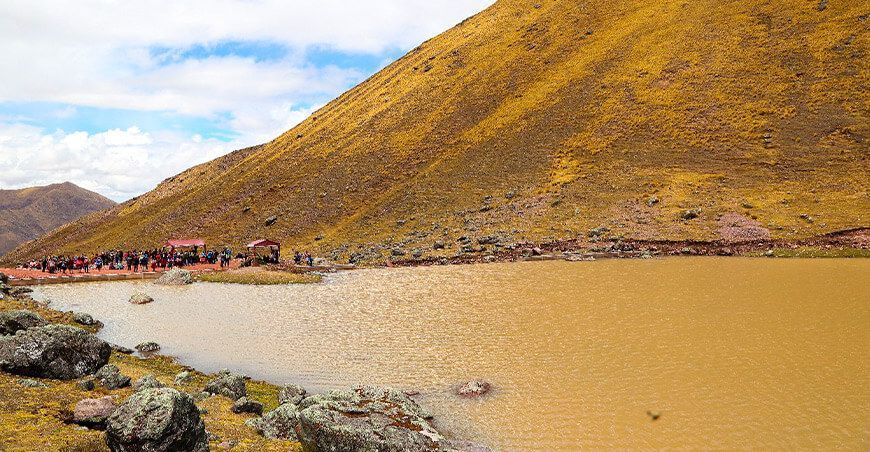 Sierra Azul inaugura 23 qochas que beneficiarán a 391 familias de Canchis en Cusco
