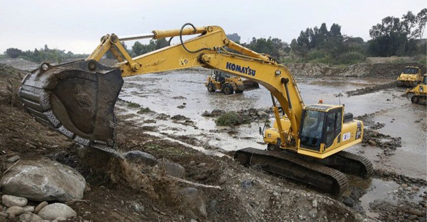 Culminan trabajos de reforzamiento de diques del río Grande Coata en Puno