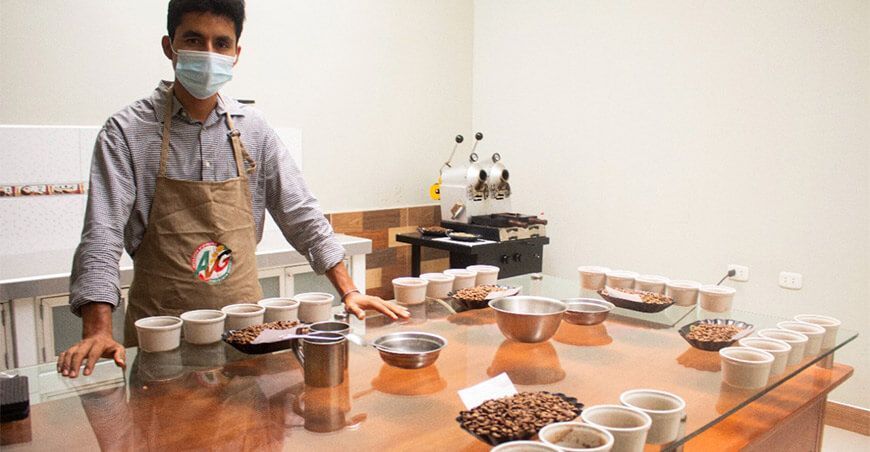 San Martín: Caficultores reciben maquinarias y equipo de control de calidad