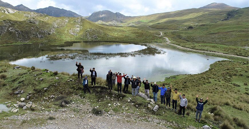 Siembra y Cosecha de Agua qochas y reservorios Cajamarca