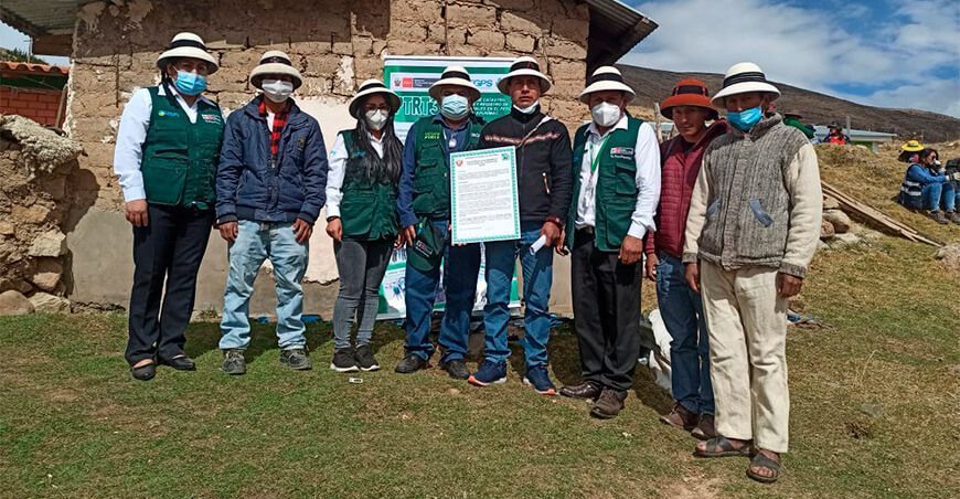 Apurímac: Comunidad campesina “Andrés Avelino Cáceres” recibe título de propiedad