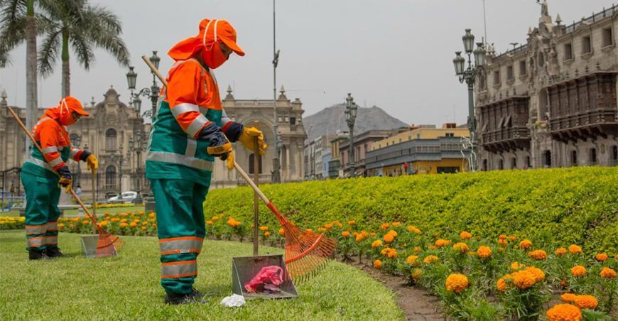 trabajadores de limpieza pública