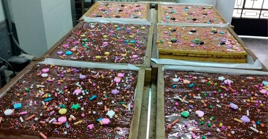 Elaboran turrón de harina de plátano, yuca, soya y cacao