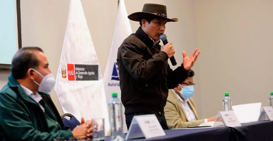 ministro de Desarrollo Agrario y Riego, Víctor Maita