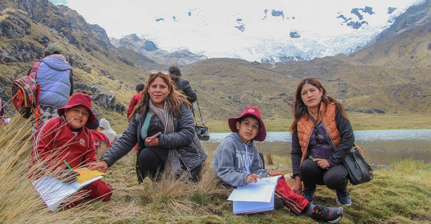ANA promueve visita guiada a la laguna Carhuacocha en el nevado Huaytapallana