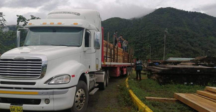 Decomisan más de 4 mil pies tablares de madera en San Gabán