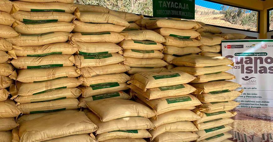 Inauguran punto de venta de guano de isla en Huancavelica